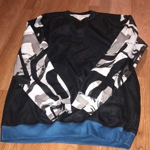 Printed abstract sweatshirt